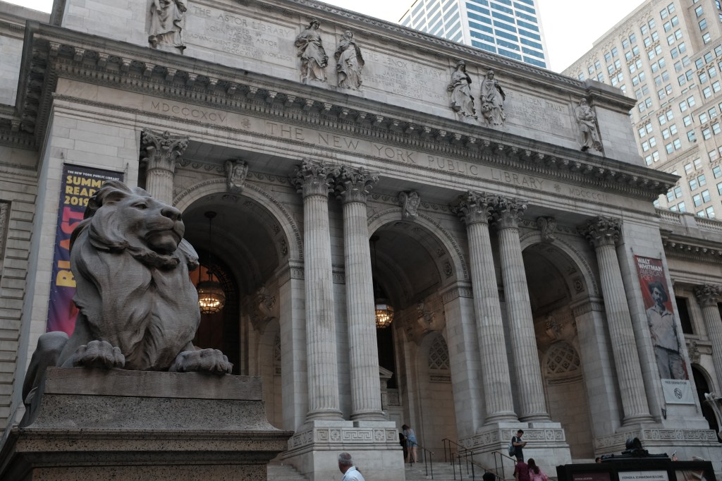 뉴욕 도서관