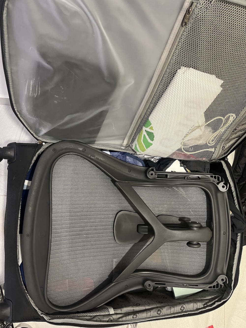 싱가포르 생활, 허먼밀러 의자 캐리어로 가져오기