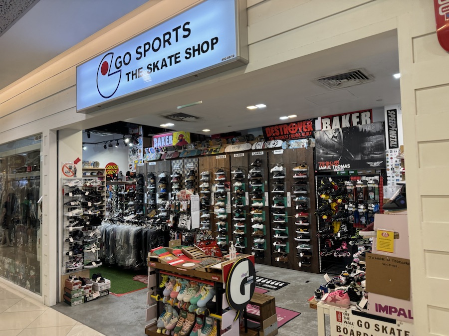 Somerset에 위치한 스케이트보드 샵 Go Sports 방문하다